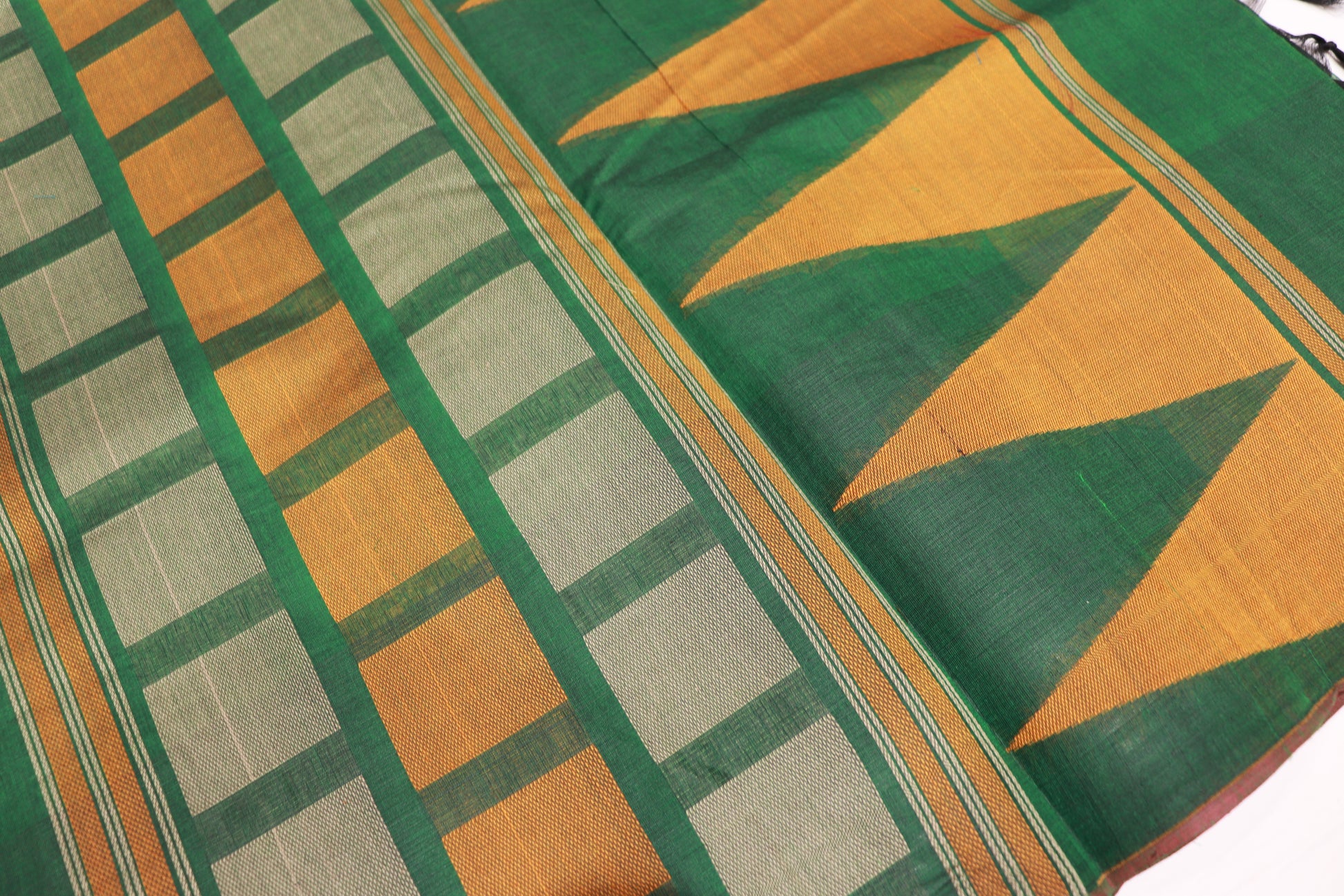 Cotton  Saree Green colour - Vaishali Silks