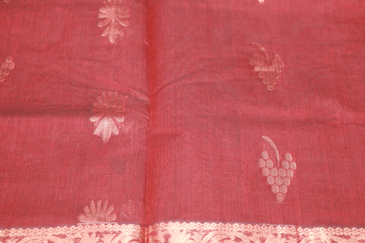 Cotton Saree red colour - Vaishali Silks