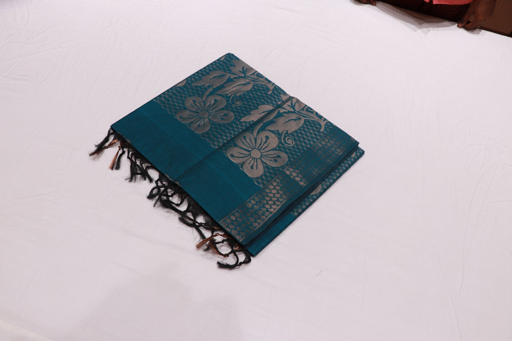 Cotton Saree blue   colour - Vaishali Silks