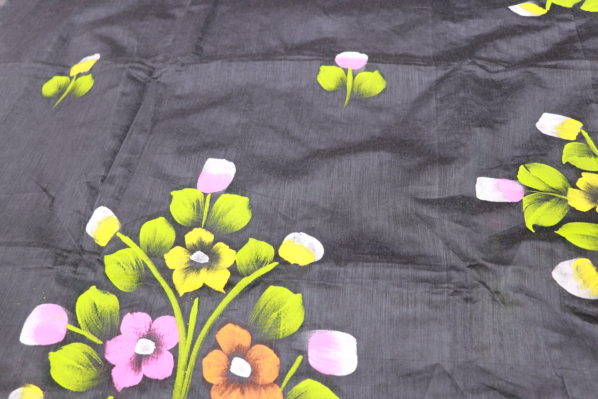 Hand  Paint Saree  Gray Colour - Vaishali Silks