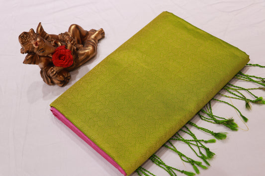Pure  Silk Saree  Pink  With  Green Colour - Vaishali Silks