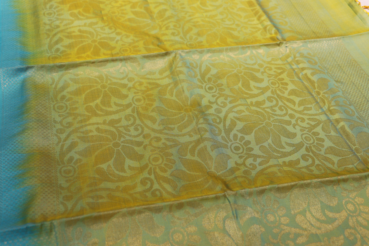 Pure  Silk  Saree  Blue  With Green Colour - Vaishali Silks