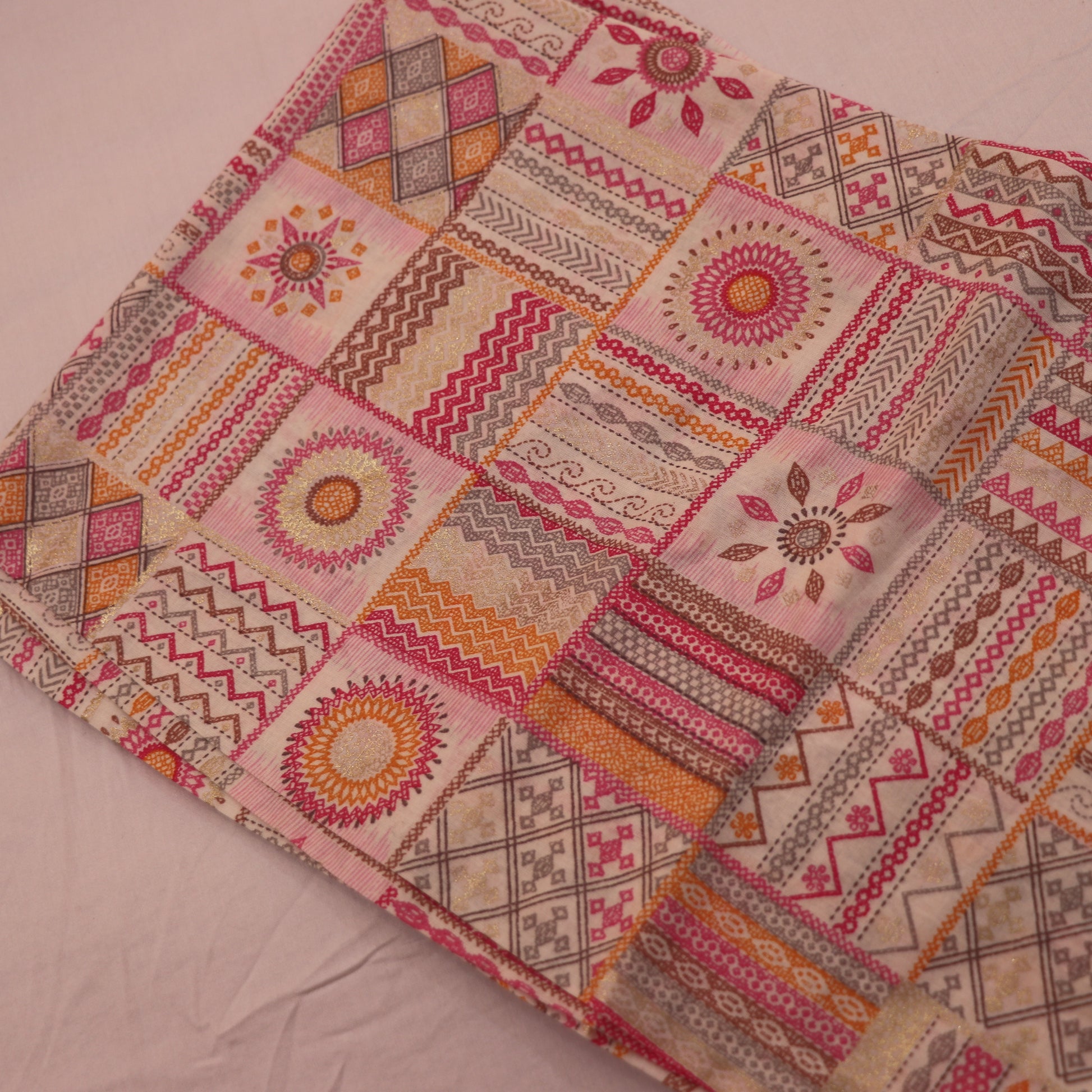 Short  Top White  with  Pink - Vaishali Silks
