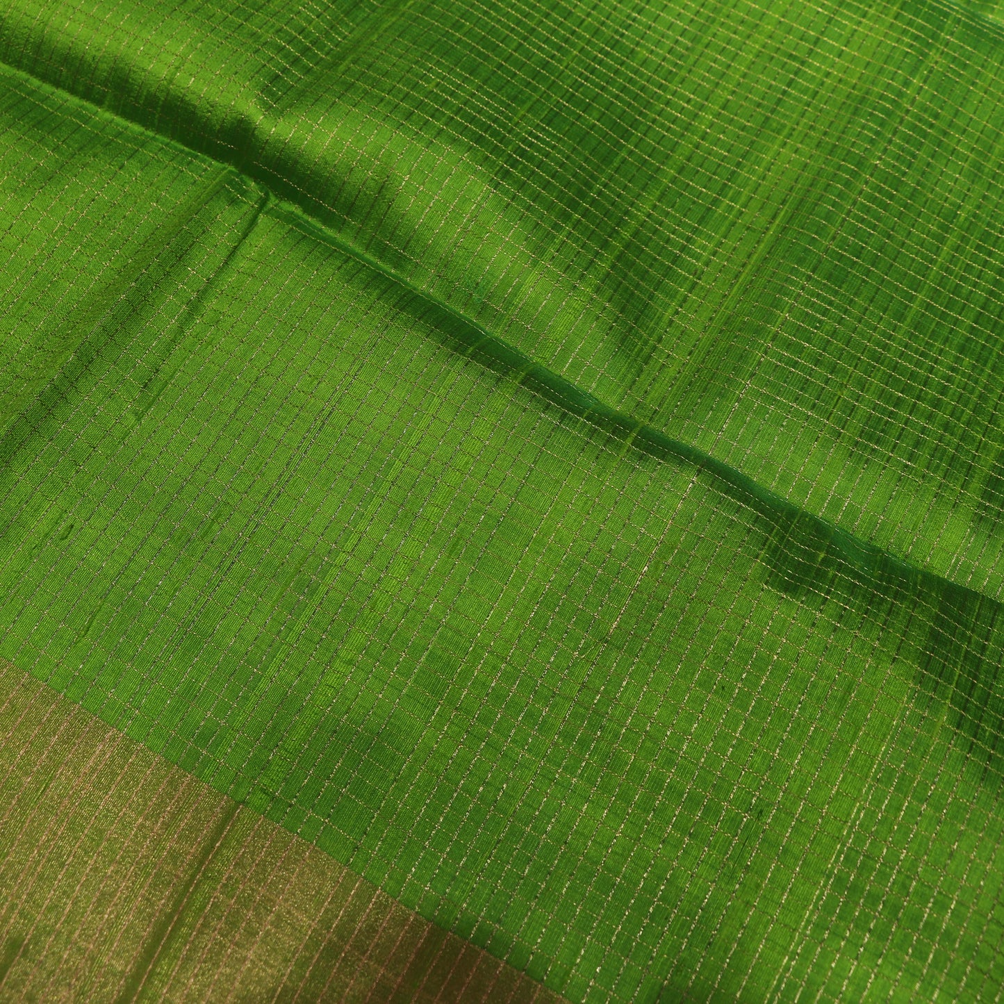 Raw Silk  Green  With  Pink  Color - Vaishali Silks