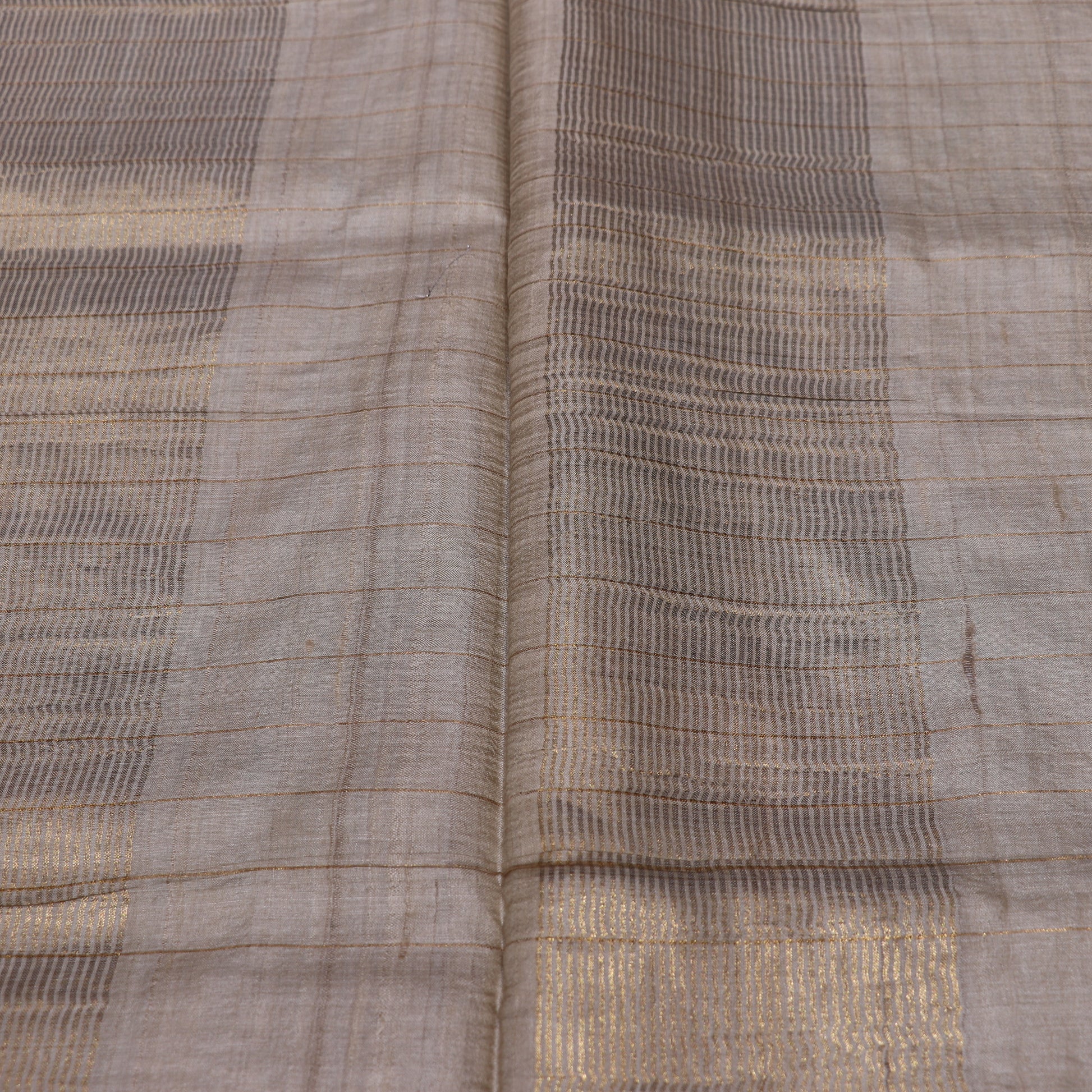 Tussar half  WhiteKalam Kari SAree - Vaishali Silks