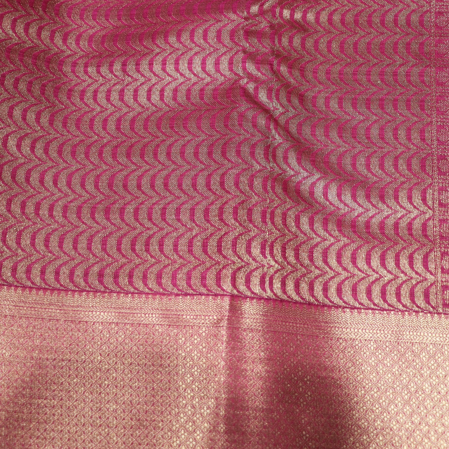Printed  Silk Pink Colour - Vaishali Silks