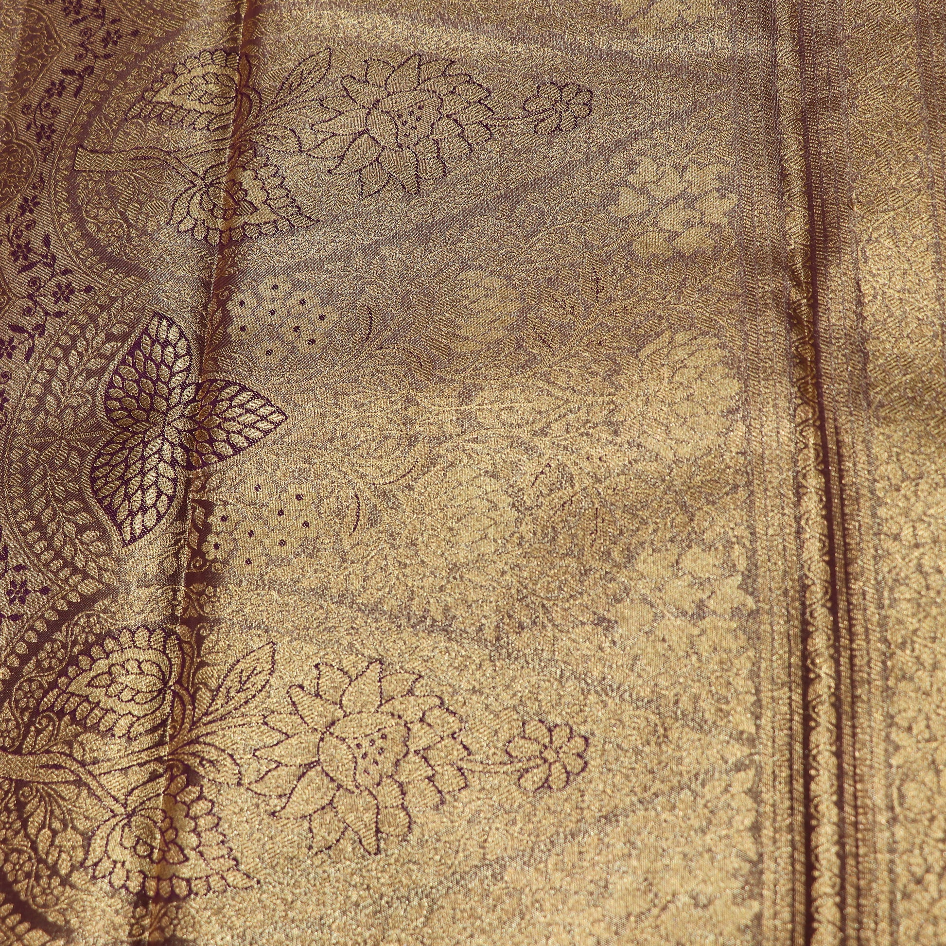 Tissues Silk  Saree  Green  Colour - Vaishali Silks