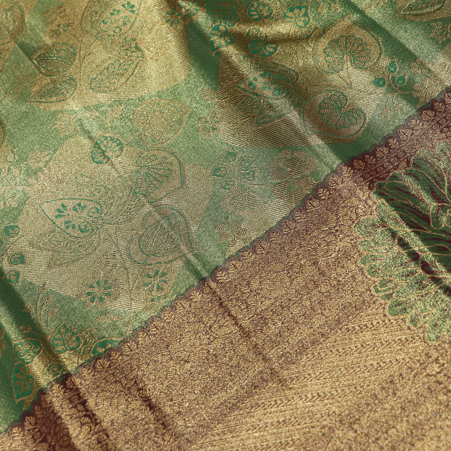 Tissues Silk  Saree  Green  Colour - Vaishali Silks