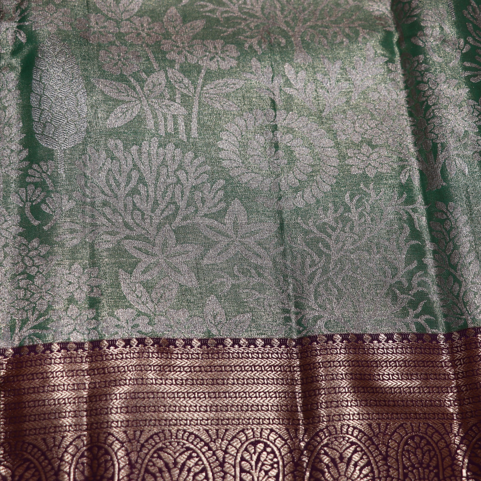 Tissues Silk  Saree Green With Maroon Colour - Vaishali Silks