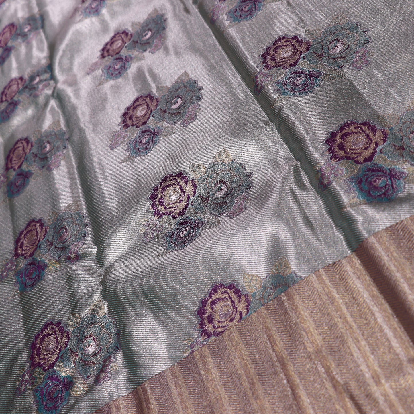 Pure Tissue Saree Green with  Red - Vaishali Silks
